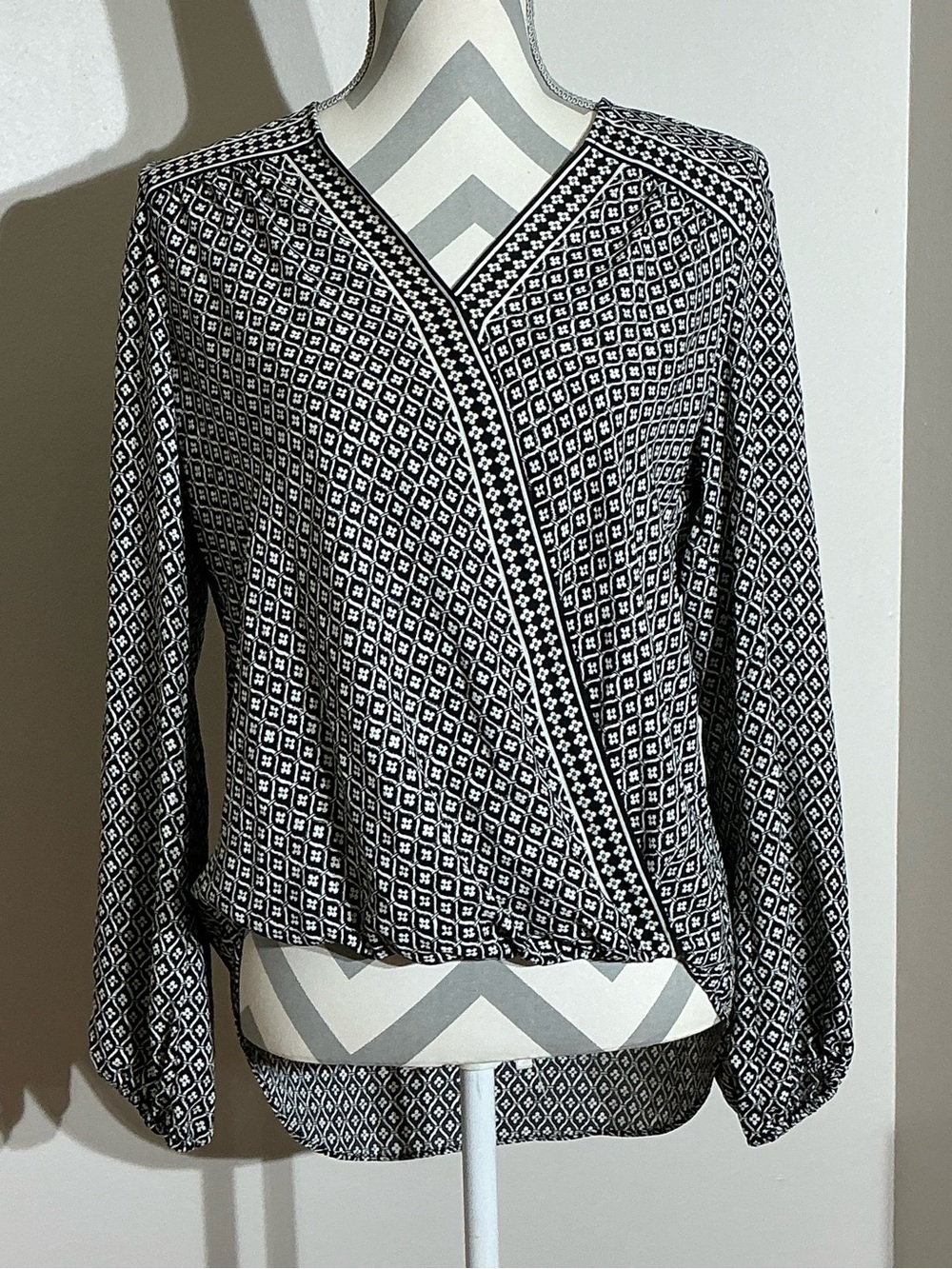 Max Studio Hi Lo Black and White Geometric Wrap Blouse